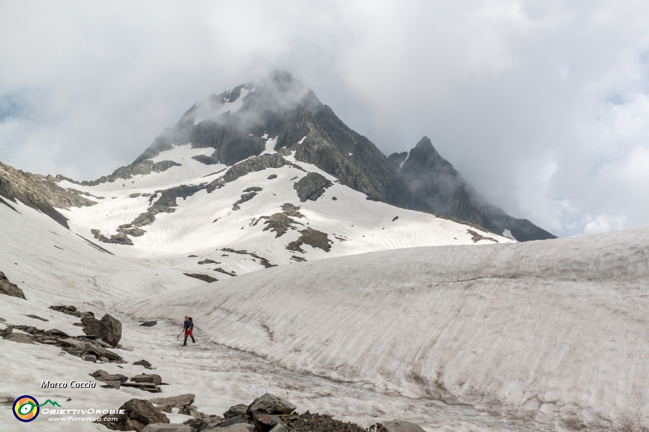 36_tanta neve ai piedi dei divoli.jpg